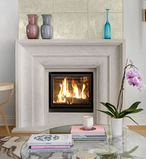 4122.16 Natural Open Cast with Stuv Fireplace